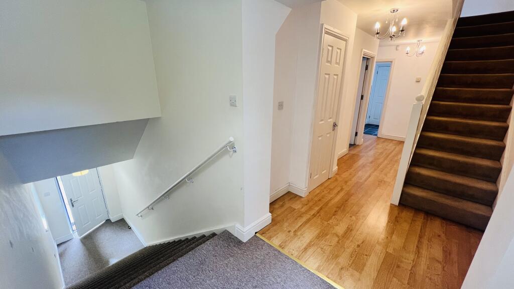 Court Road, Maidenhead - View 4
