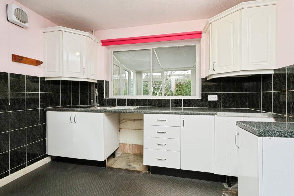 Fairisle Close, Hailsham - View 5