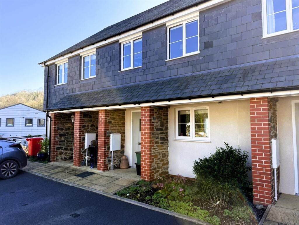 Main image of property: Quarryman Close, Bampton