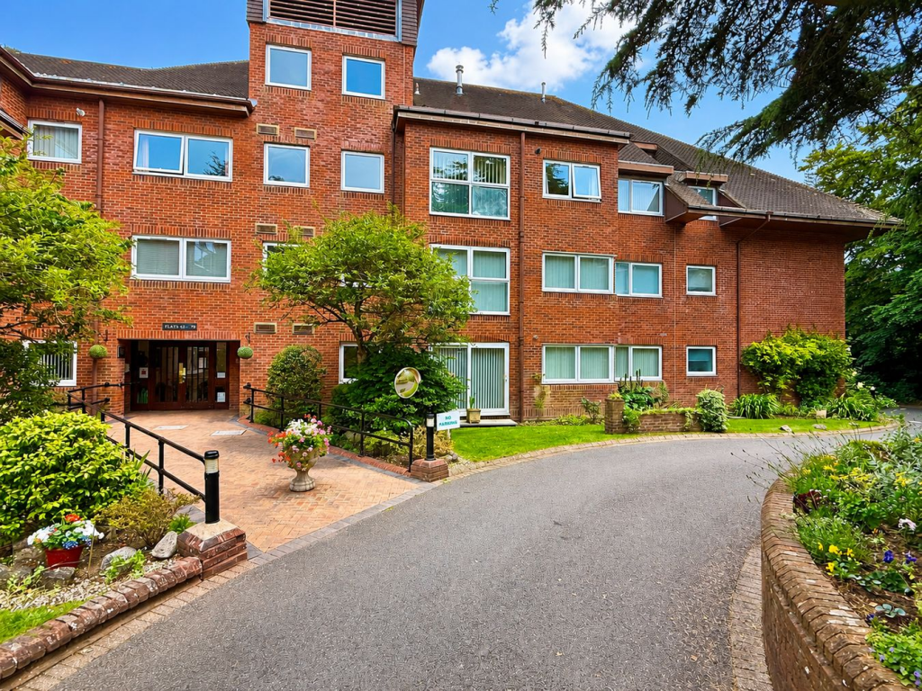 Main image of property: Chartcombe 162-164 Canford Cliffs Road, Canford Cliffs, BH13