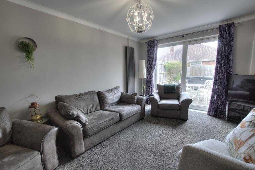 House in Warrington, Paddington, Poulton-with-Fearnhead - More