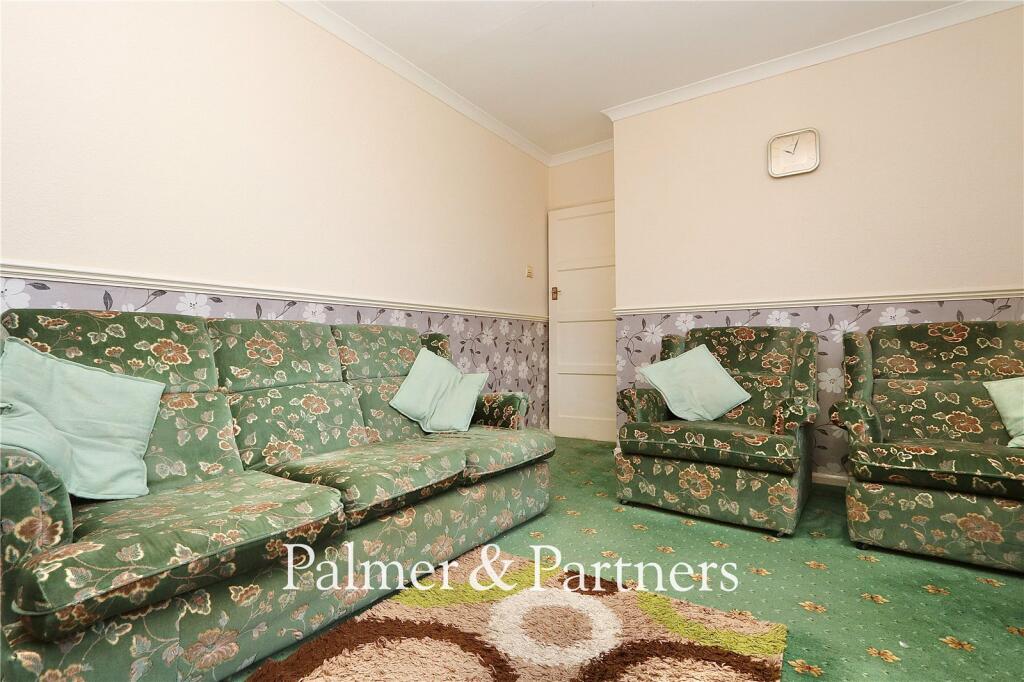 House in Ipswich, Belstead Hills - More
