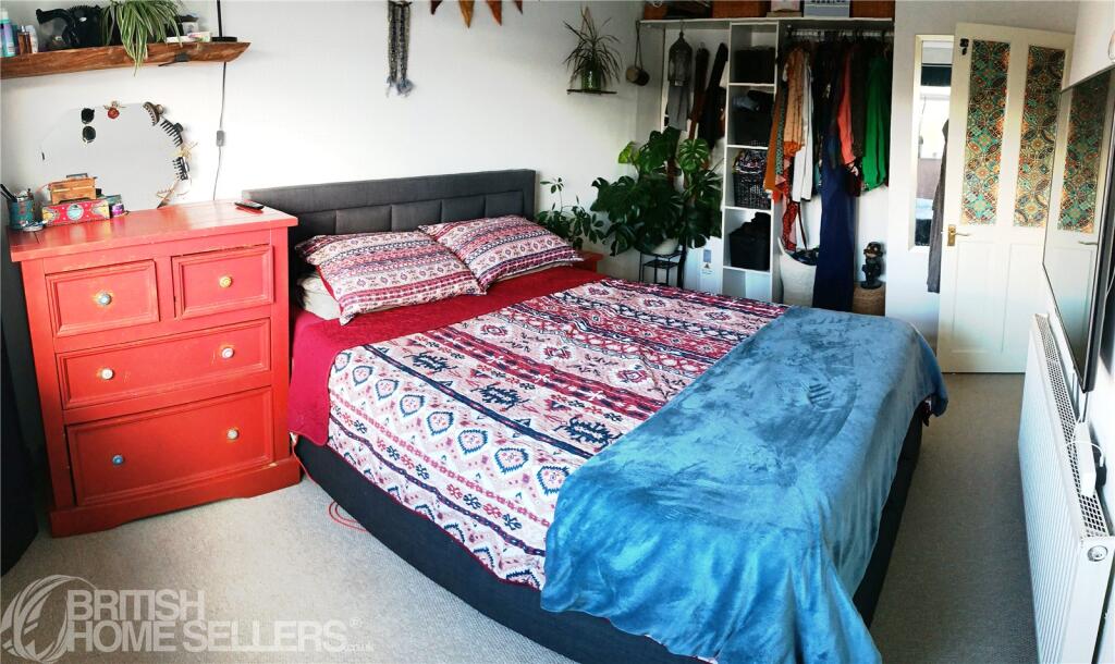 House in Weston-super-Mare, Norton, Kewstoke - More