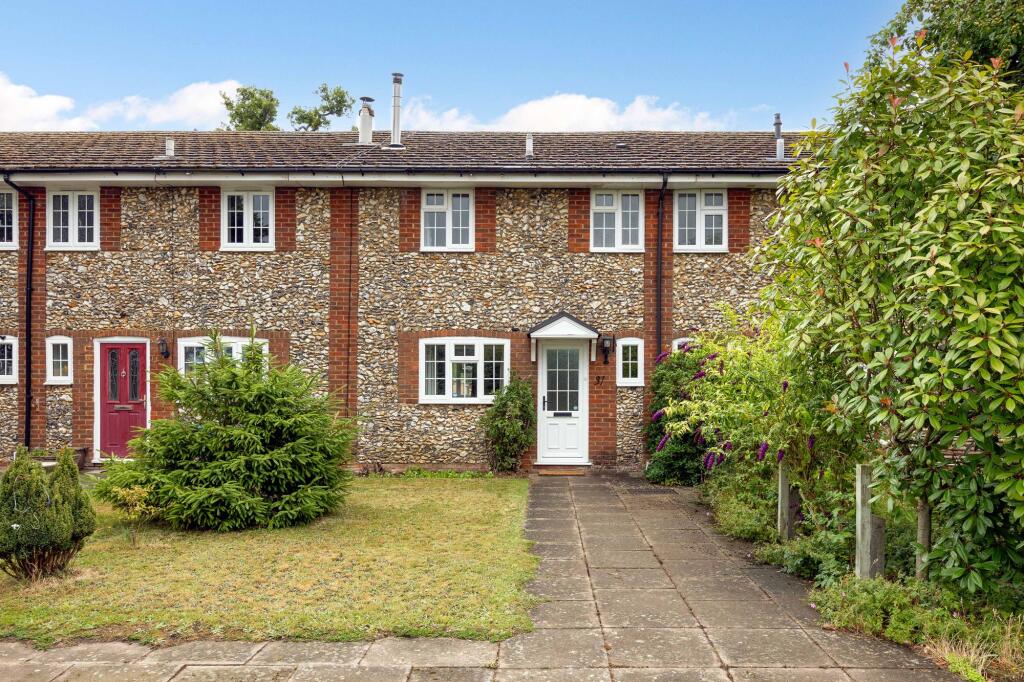 Main image of property: The Heath, Breachwood Green, SG4