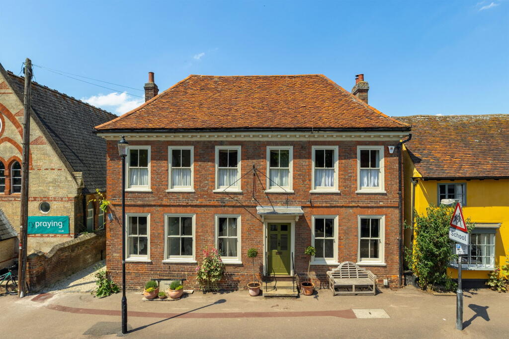 Main image of property: Castle Street, Saffron Walden, CB10 1BQ