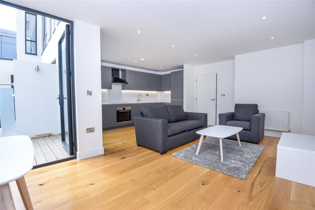 Main image of property: Tyssen Street, London, E8