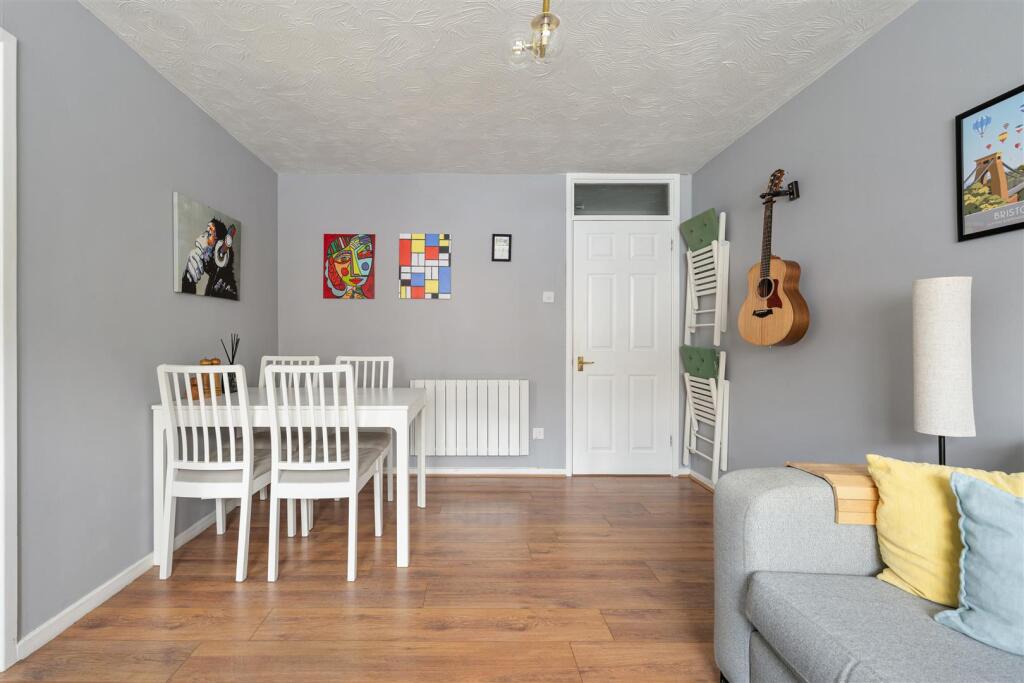 Apartment in London, Leyton - View 4