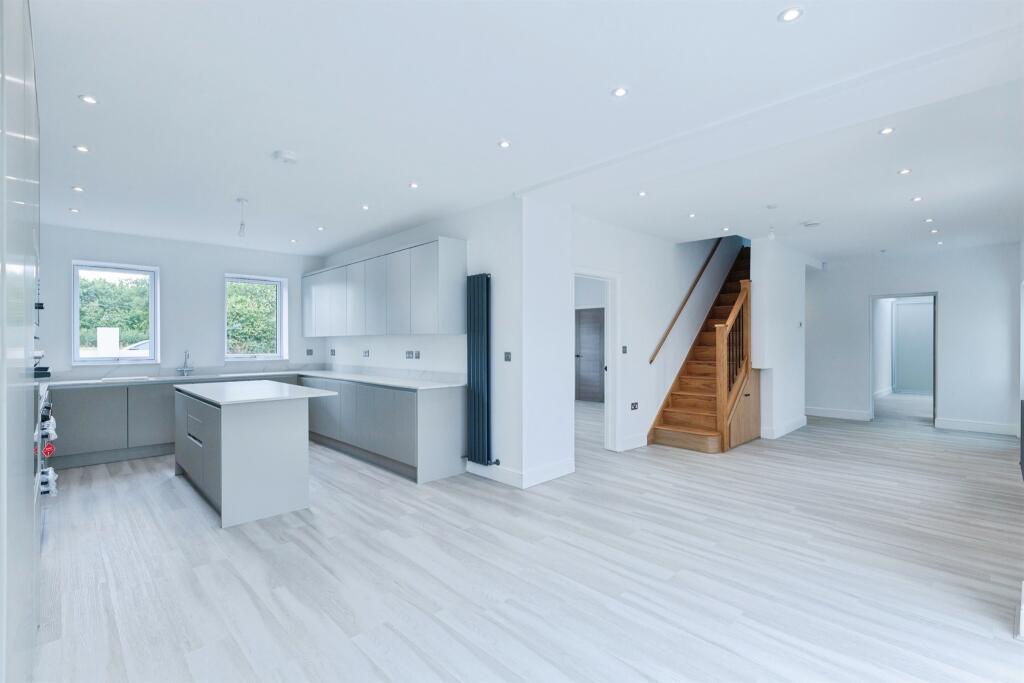 House in Leicester - View 5