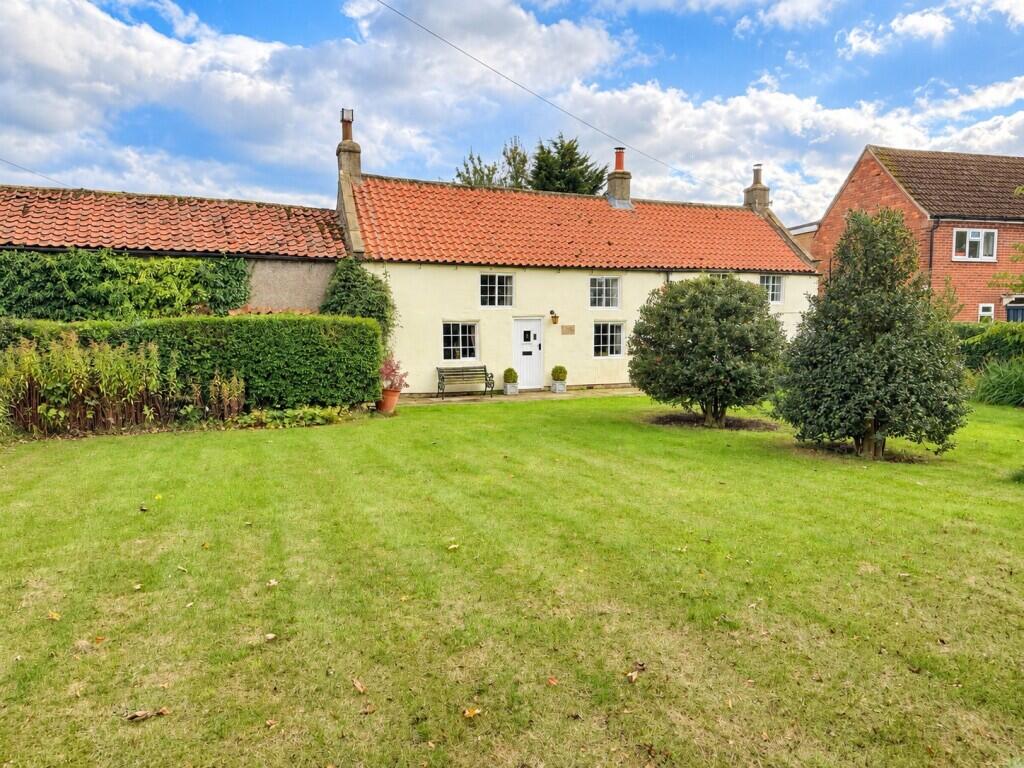 3-bed semi-detached on East Harlsey, East Harlsey, North Yorkshire, £295,000