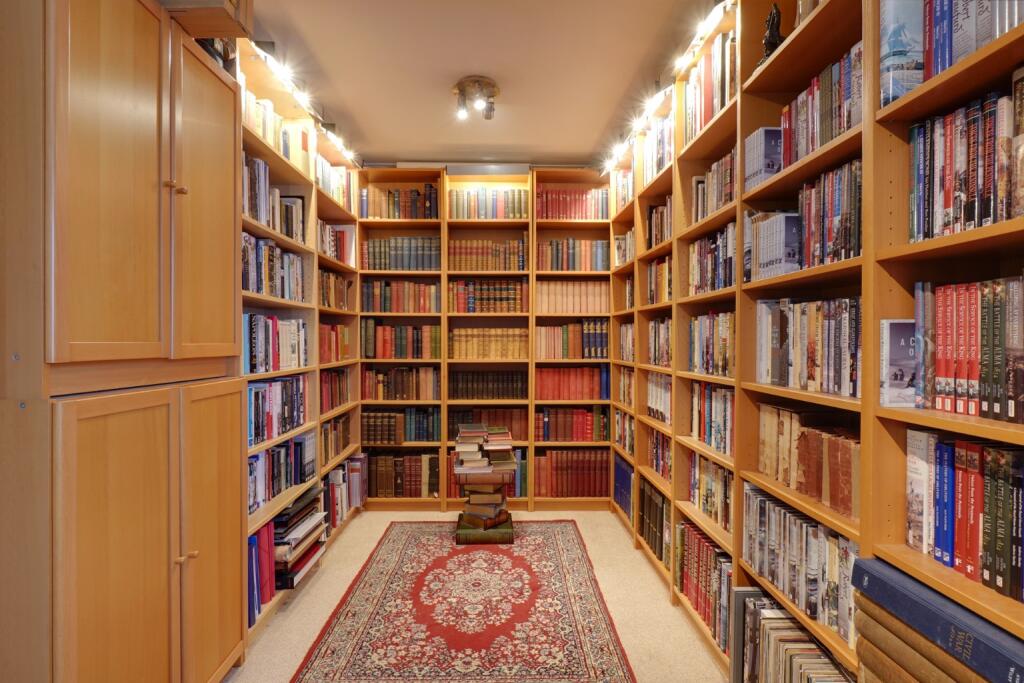 Main image of property: Gerrard Avenue, Rochester, Kent, ME1 2RW