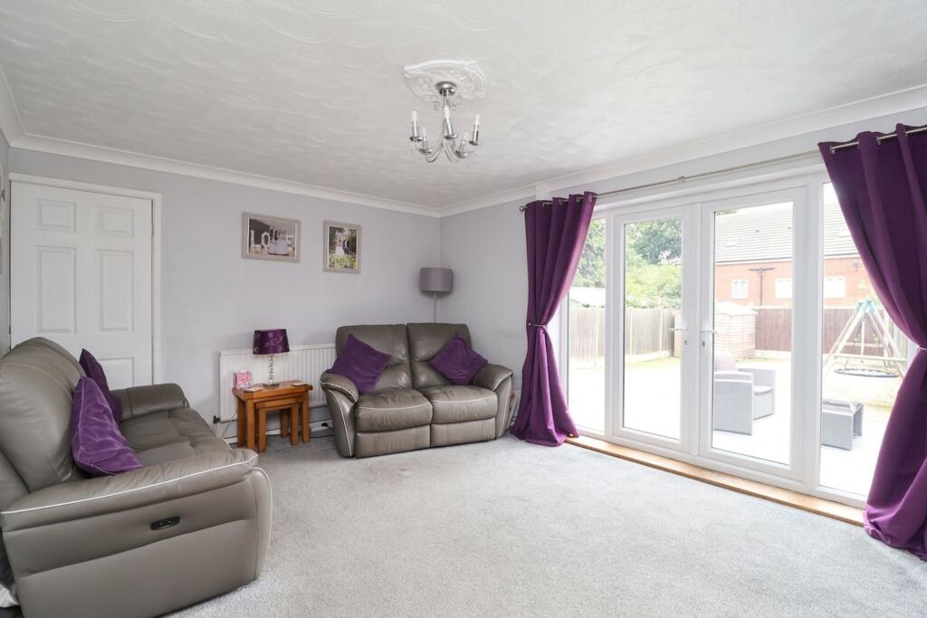 Chesterton Drive, Worksop, S81 photo 2