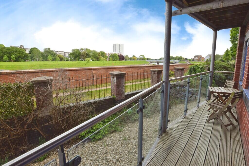 Apartment in Exeter, St Thomas - View 5