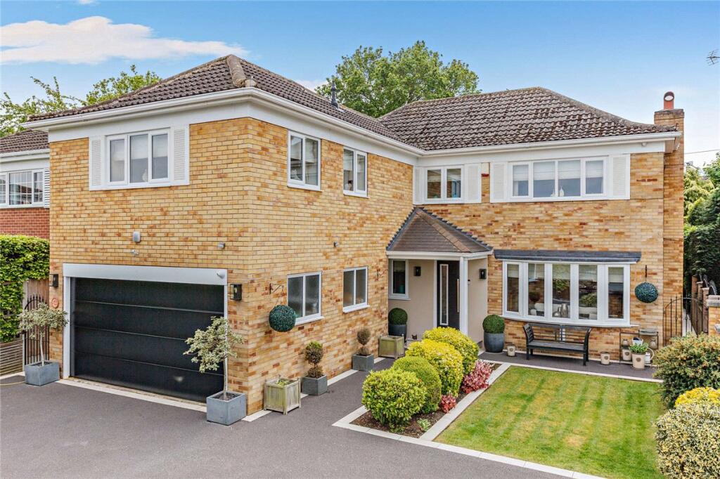 Main image of property: Walton Station Lane, Wakefield, West Yorkshire, WF2