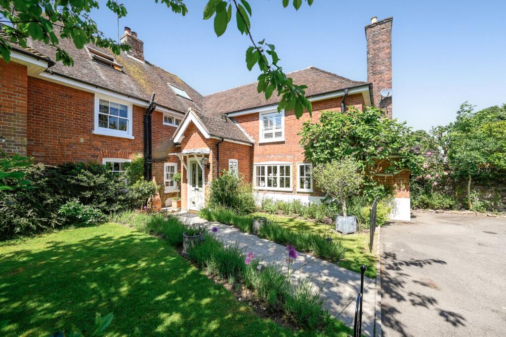 Main image of property: Canterbury Road, Etchinghill, Folkestone, Kent, CT18