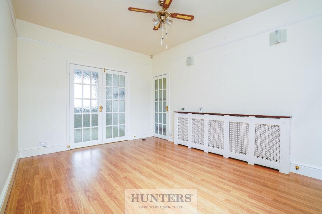 House in Wakefield - View 4