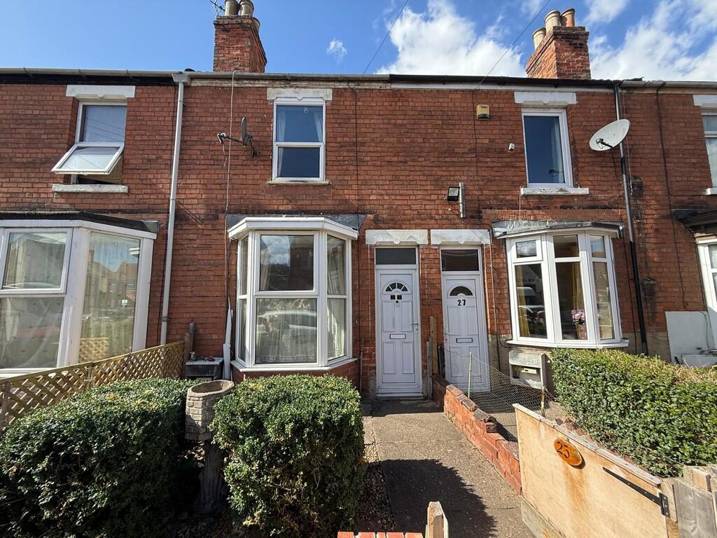 2-bed terraced on Tennyson Street, Gainsborough, £60,000