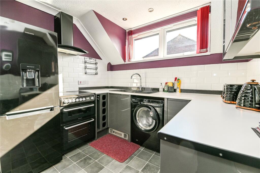 Apartment in New Forest, New Milton - View 2