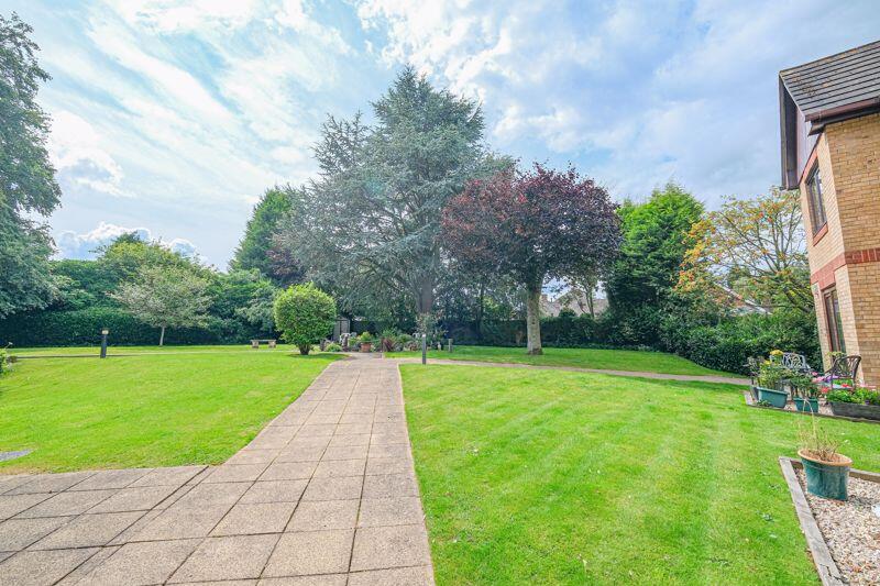 Apartment in Walsall, Hardwick - View 3