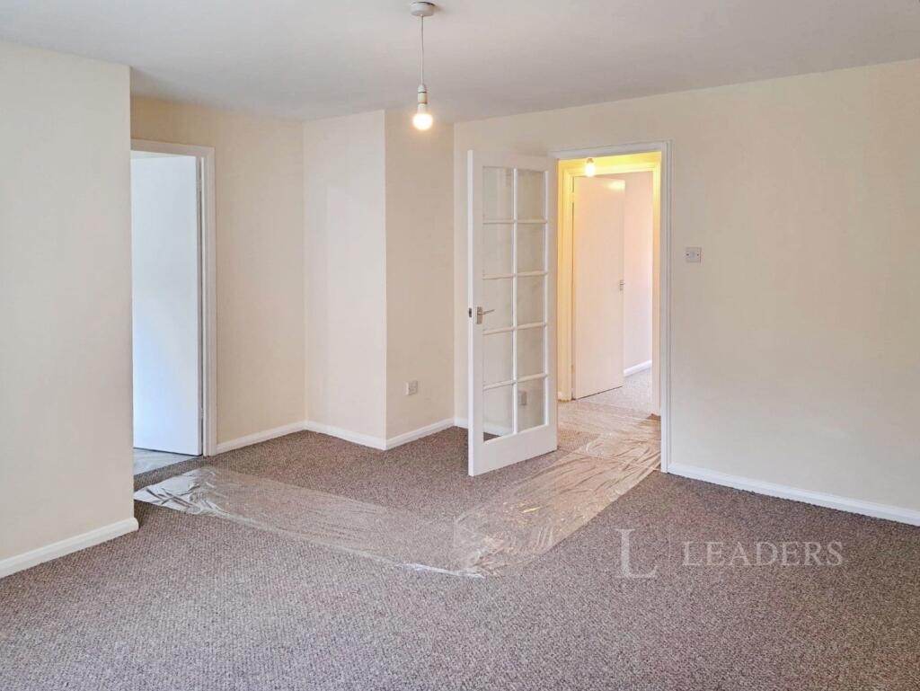 Apartment in Harlow, Essex - View 5