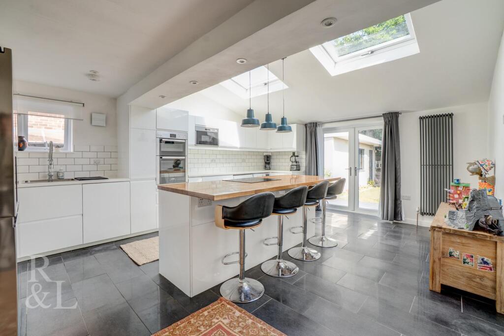 House in Nottingham, Silverdale - View 4