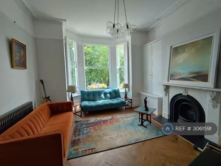 1-bed apartment, 70 m²