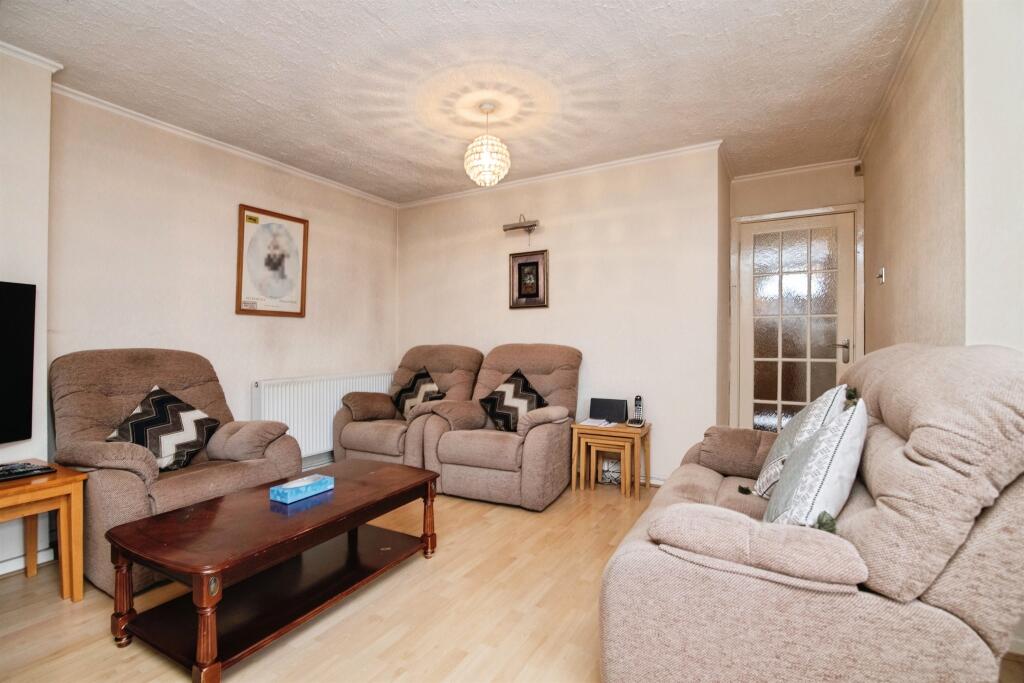 House in Sandwell, West Midlands - View 6
