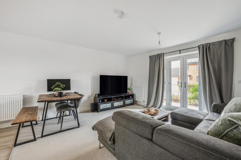 Apartment in Salisbury - More