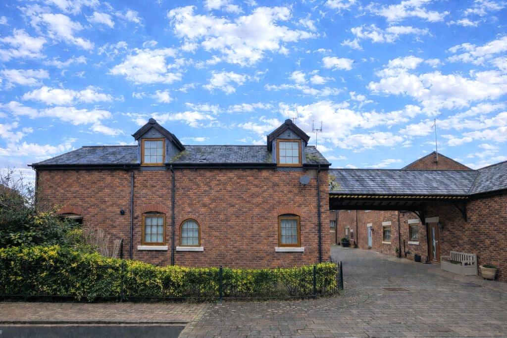House in Preston - View 2