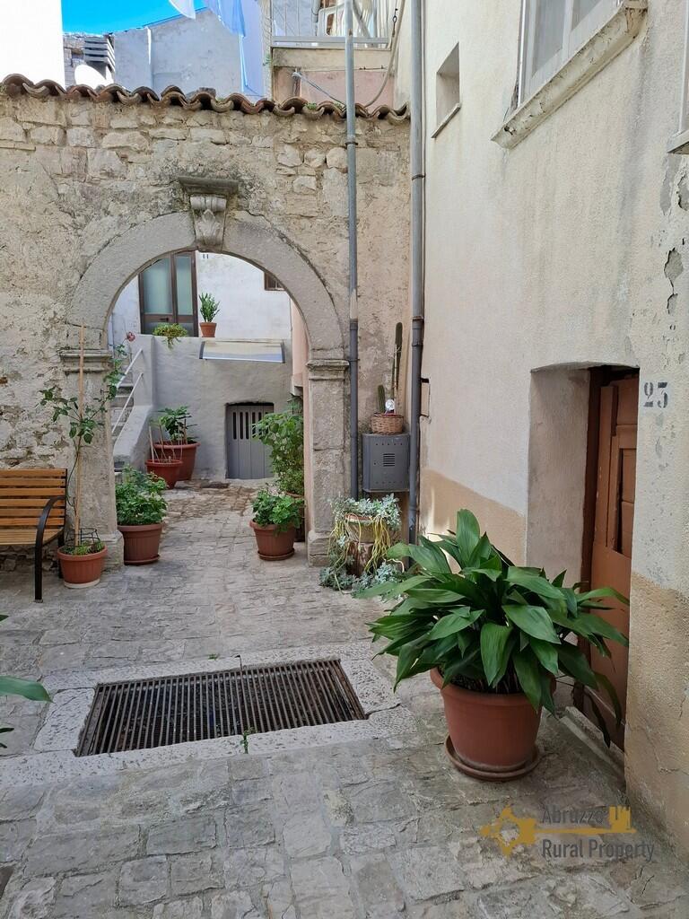 Main image of property: Petrella Tifernina, Campobasso, Molise
