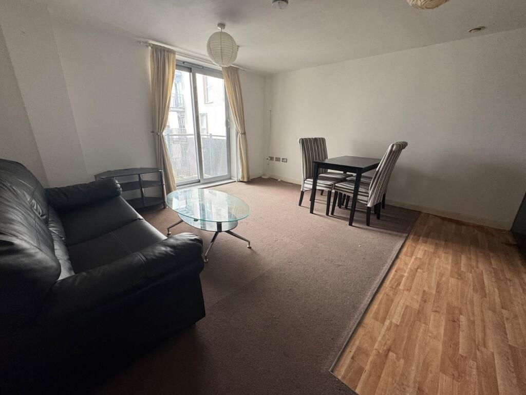 Main image of property: Queens Road, Nottingham, Nottinghamshire, NG2