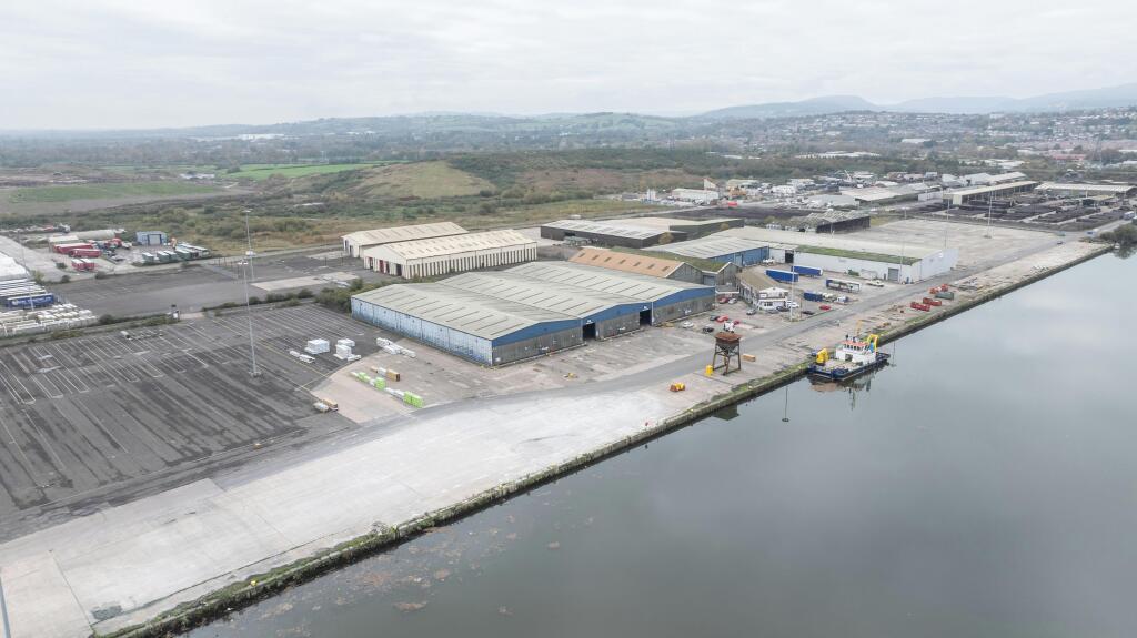 Newport site 1 aerials05.jpg