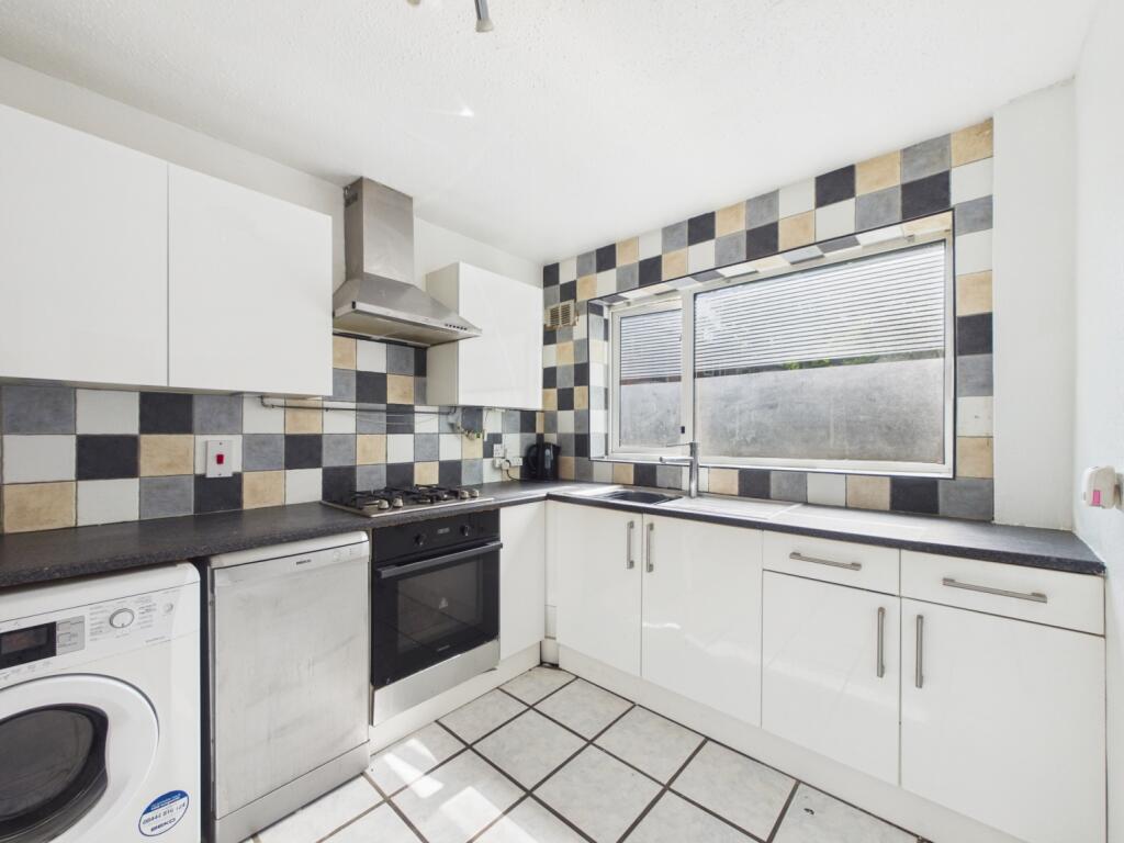 House in Nottingham, Sandiacre - View 2