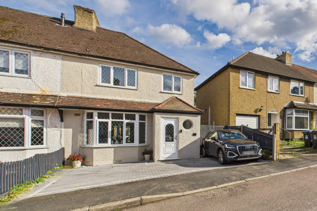 Main image of property: Stratford Way, Hemel Hempstead, HP3