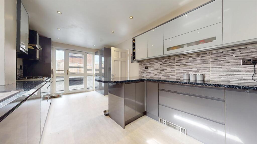 House in Warrington - View 5