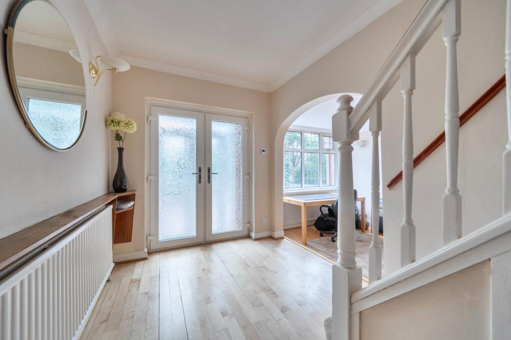 Widney Lane, Solihull, West Midlands, B91 photo 3