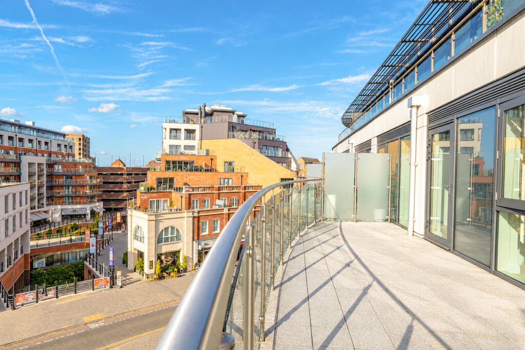 Apartment in Maidenhead, Fishery - View 4