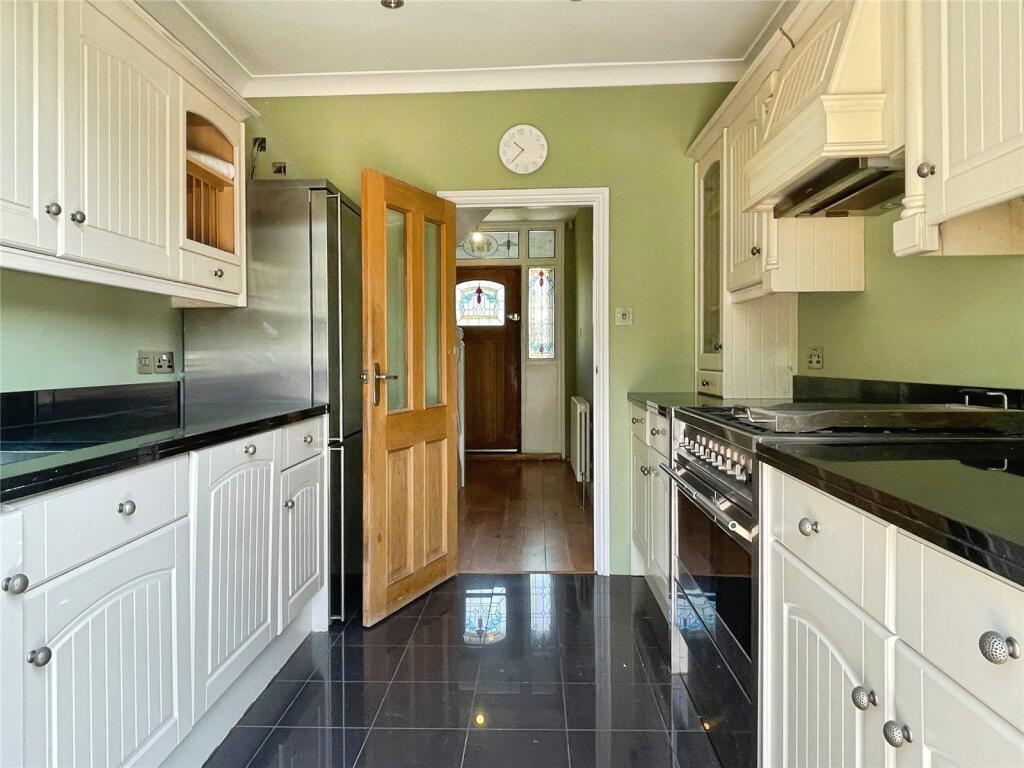 House in London, South End, New Eltham - View 5