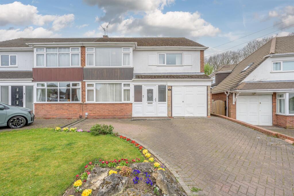 Main image of property: Sandhurst Avenue, Stourbridge, DY9 0XQ