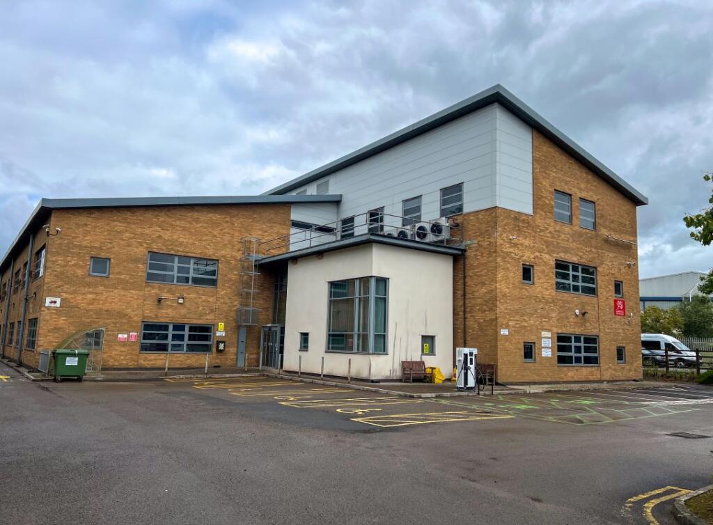 Main image of property: Ty'r Afon, Bedwas Road, Bedwas, CF83 8WT