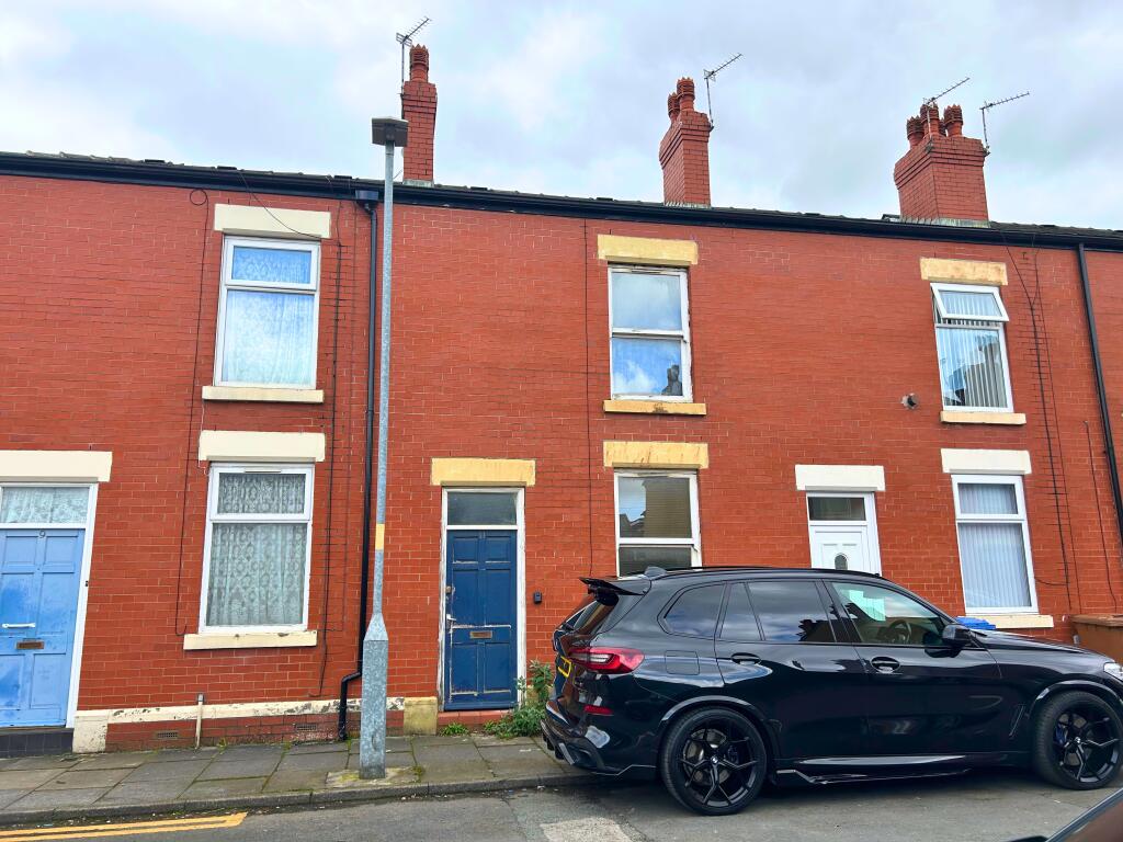 Main image of property: 11 Edna Street, Hyde, Cheshire, SK14