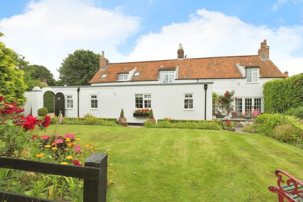 Main image of property: West Street, Flamborough, Bridlington, East Yorkshire, YO15