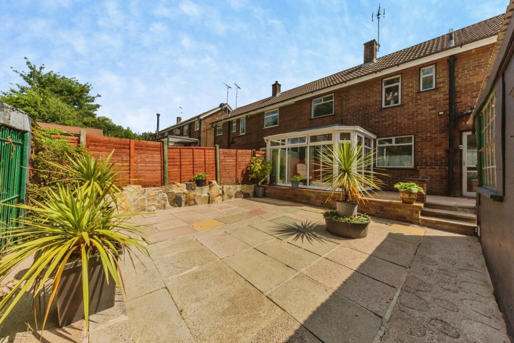 House in Stockport - View 4