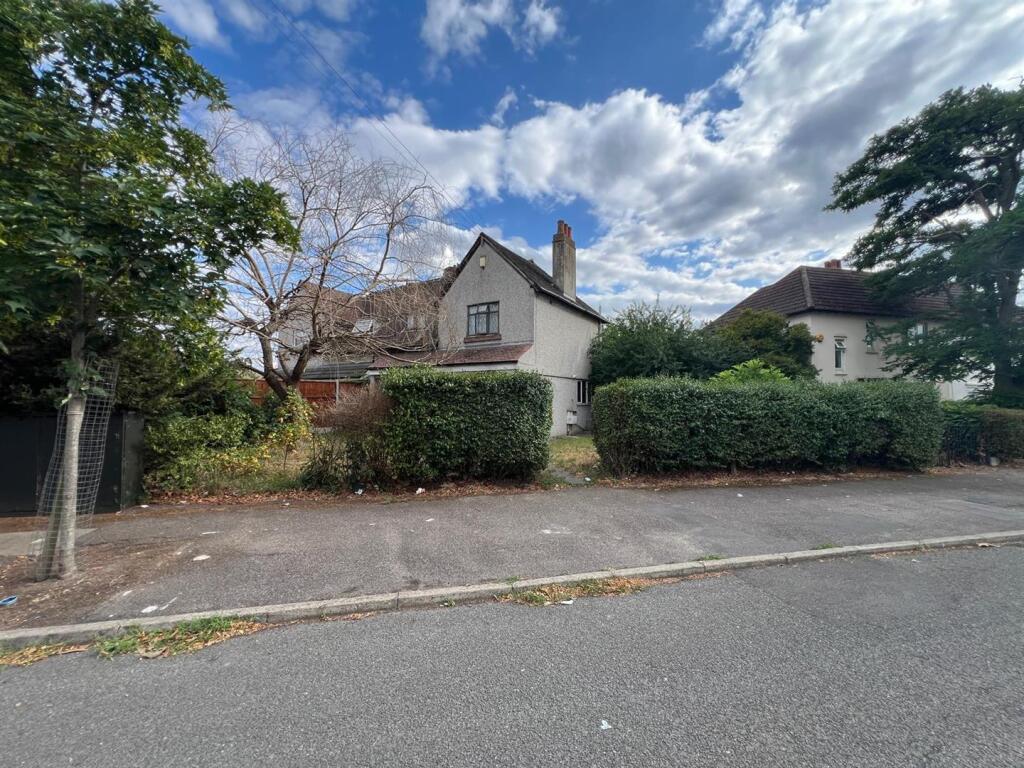 Main image of property: North Road, Chadwell Heath