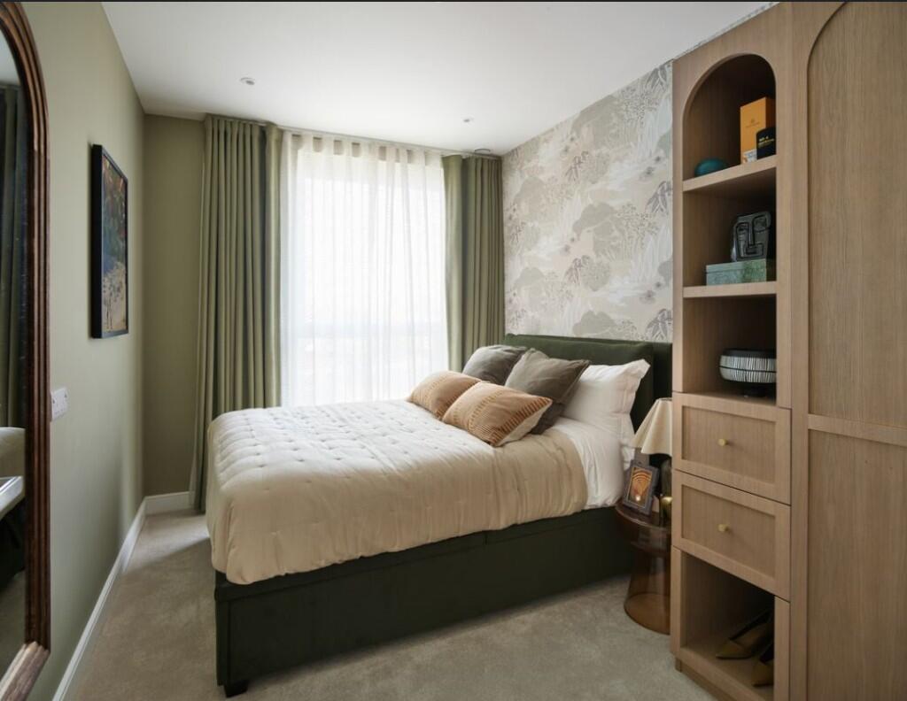 Apartment in London - View 5
