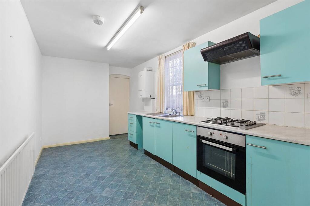 Apartment in Canterbury - View 5