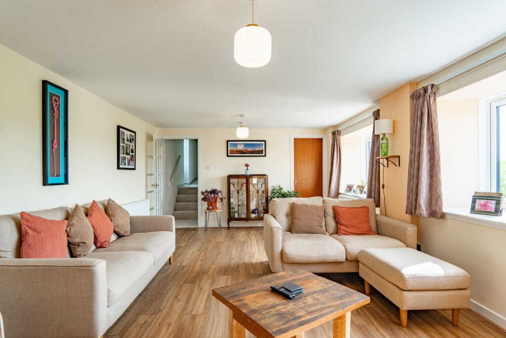 House in Aberdeen, Moray - View 3