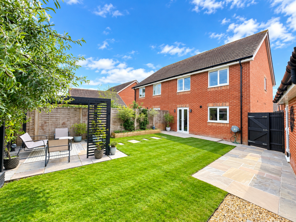 House in Tonbridge - View 5
