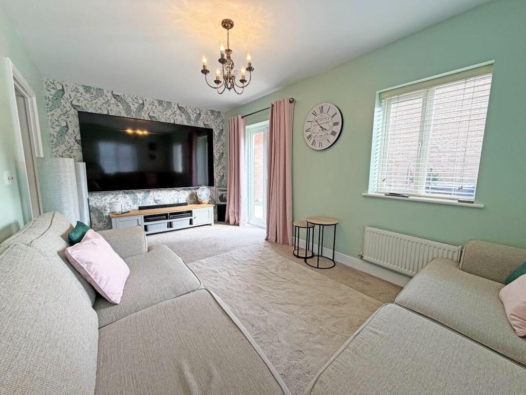 Vesta Close, Peterborough photo 3