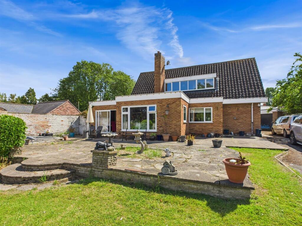 Main image of property: South Street, Alford