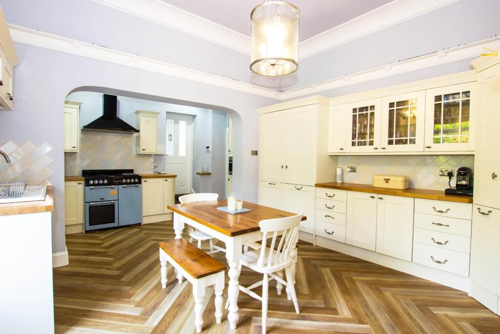 Additional image 6 of 'Heatherby' Astley Bank